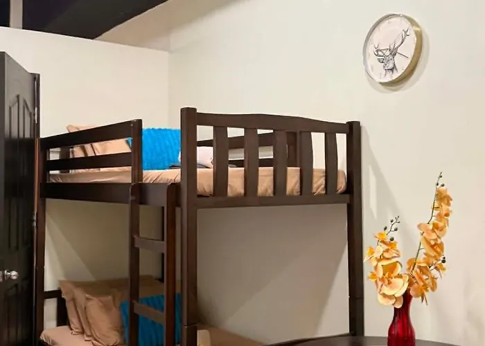 Apartment Cozy 1br Near Sm With Wi-fi & Netflix Up To 8 Pax *